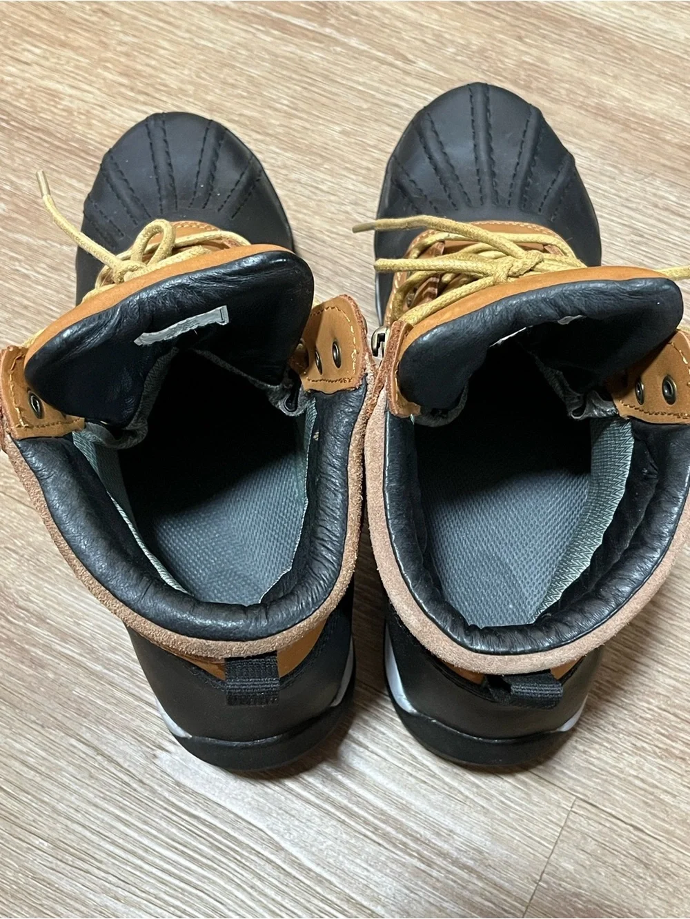 Vibram All-Weather Duck-Boot Brown/Tan/ Black Leather